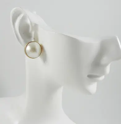 Petite 14k Yellow Gold 11mm Mabe Pearl Pierced Stick Stud Button Earrings • $235