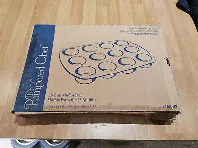 Pampered Chef Stoneware Muffin Tray. Never Used Boxed • £60