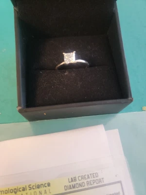 $800 • Buy 1caret Princess Cut Diamond  Vvs2