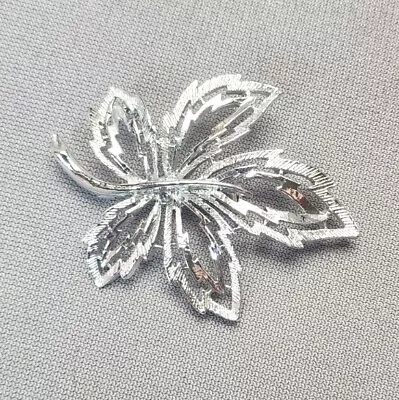 Vintage Leaf Filigree Brooch Silver-tone Pin Oak Leaf Women's Costume Jewelry • $20