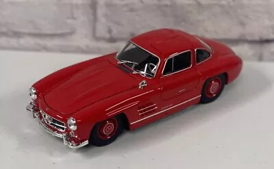 *BRAND NEW* Welly 1:24 Diecast Car Mercedes-Benz 300SL Red • $24.99