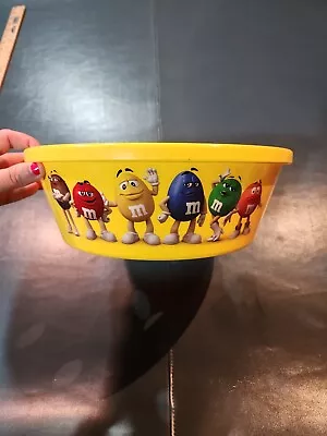 M&M CANDY BOWL STORE DISPLAY COLLECTIBLE YELLOW 12x12x5 - No Characters • $4