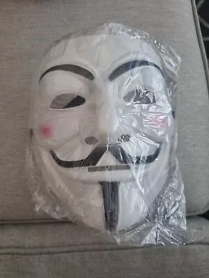 V For Vendetta Guy Fawkes Fancy Dress Halloween Face Mask - White • £0.99