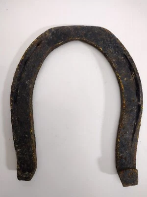 $7.80 • Buy Small Old Vintage Rusty Horseshoe Barn Farm Decor Good Luck Horse Shoe