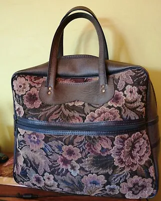 Vintage Large Tapestry Bag Overnight Bag Large Shopper Sam On Zip Lovely Carpet • £26.99