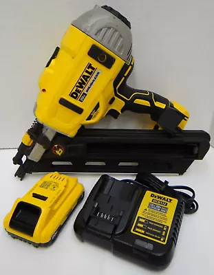 $150.50 • Buy Dewalt DCN692 20V MAX XR Brushless Cordles 30° Paper Collated Framing Nailer Kit