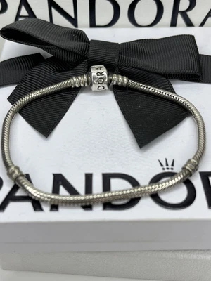 $6.04 • Buy Genuine Pandora Silver Moments Charm Bracelet - 19cms