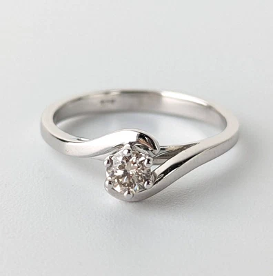 $599 • Buy 9ct White Gold Natural Diamond Solitaire Engagement Ring 0.2ct Bypass Size K 1/2