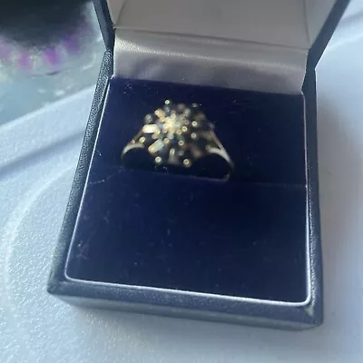 Very Pretty 9ct Gold Sapphire & Diamond Cluster Ring Size O • £30