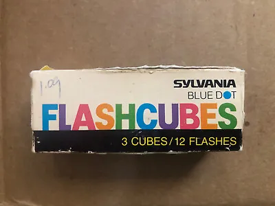 Vintage Sylvania Magicubes Magic Cubes Blue Dot 3 Cubes (12 Flashes) • $14.90
