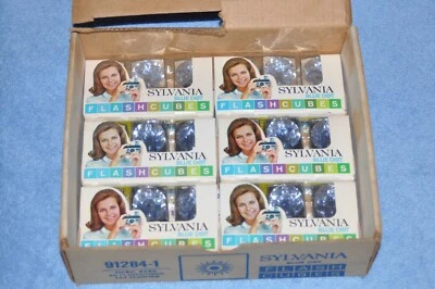 $10 • Buy Half Case (6 Boxes) Vintage Sylvania Blue Dot Camera Flash Cubes 3-Packs NEW