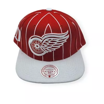 Mitchell & Ness Detroit Red Wings Team Pin Red/White Adjustable Snapback • $39.99