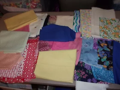 Vintage Lot 2+lbs Quilting Fabric Remnants Sewing Quilt Scraps & Pieces LOT 12 • $12