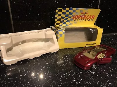 Maisto - Super Car Collection - 1:40 Diecast - Jaguar Xj220 • £6.99