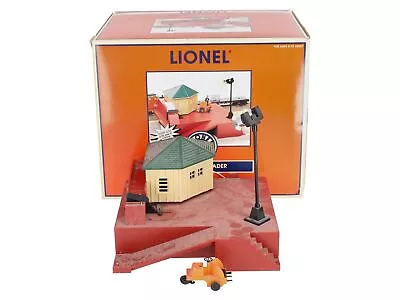 Lionel 6-22997 Operating Oil Drum Loader/Box • $37.51