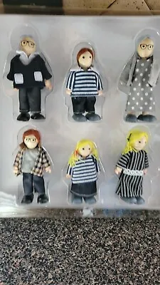 $55 • Buy  Pottery Barn Kids Dollhouse Dolls Jones Family RARE DISCONTINUED SET!