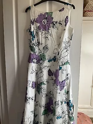 Laura Ashley Dress Size 8 • $17.41