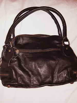 Wanderers Travel Co  Manhattan  Black Leather Satchel • $30