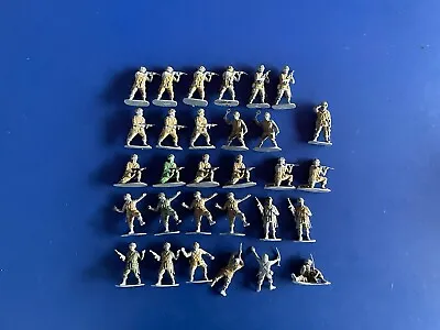 Airfix Toy Soldiers US Paratroops 1/32 Scale WW2. • £10.99