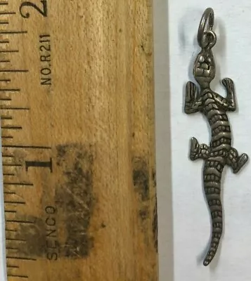 Vintage Silver Jewelry Pendent- Gecko Lizard Reptile 1.8g J29 • $16.95