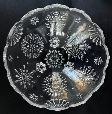 Mikasa Crystal 9” Serving Bowl Footed Snowflake Christmas Holiday • $23.99