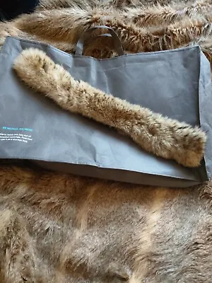 Woolrich Coyote Fur Hood Lining • £60