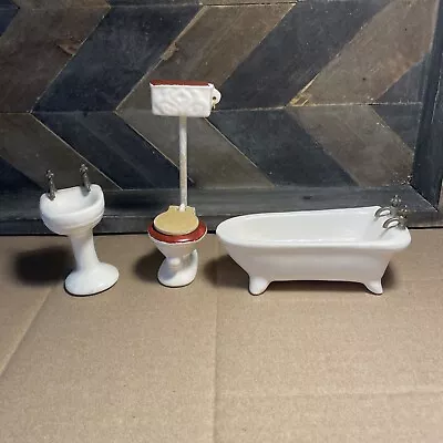 Vintage Dollhouse Miniature Bathroom Set Tub Toilet & Standing Sink Faucet • $12