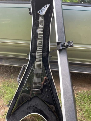 $850 • Buy JACKSON King V KV PRO (2013 Model)