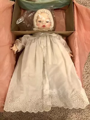 Vintage 1980's Madame Alexander VICTORIA 5760 18” Baby Doll In Original Box  • $26