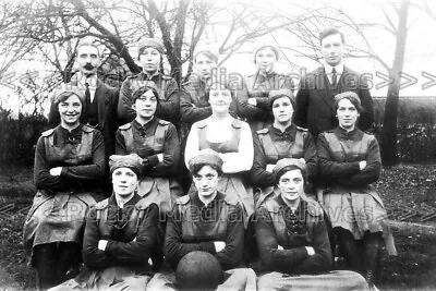 Ukk-94 Social History Women's Football Land Army Girls 1917-19. Photo • £3.35