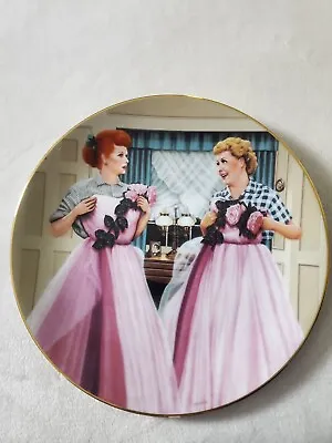 The Hamilton Collection - I Love Lucy Plate Collection - TWO OF A KIND • $24.99