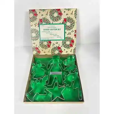 Vintage Veritas Christmas Cookie Cutter Set  • $16.99