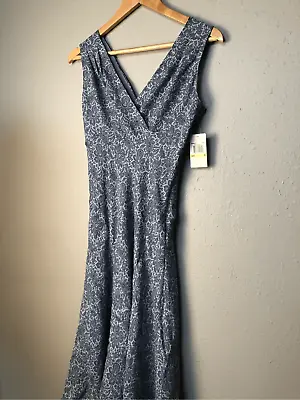 Michael Kors Dress Womens Sleeveless Floral V Neck Crossovers Size 4 NWT • $25