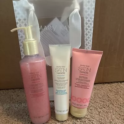 Mary Kay Blissful Pomegranate~satin Hands Pampering Set~full Size~new In Bag! • $9.70