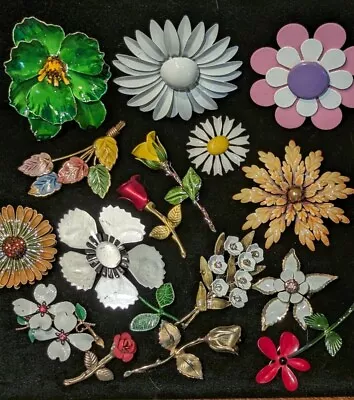 Vintage Lot Of 16 Multicolor Enamel 70s Flower And Bud Brooches • $51