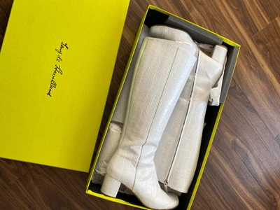 £100 • Buy Terry De Havilland White Boots Eu 40 Worn Once RTP £350
