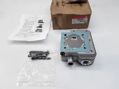 Genuine OEM  Cummins 4309439 For Wabco 9121406576 Air Compressor Cylinder Head • $998