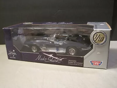 1961 Mako Shark Corvette 1:18 Scale GM Motor Max 73102 Officially Licensed NIB • $49.99