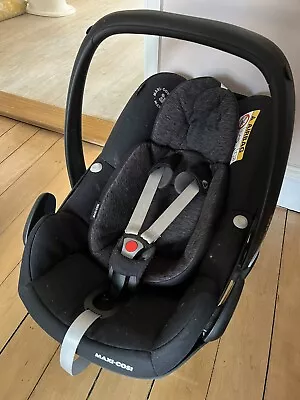 Maxi Cosi Pebble Pro I-Size • £25