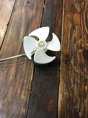 Westinghouse Fridge Freezer Fan Model No: Wte5200sb • $30