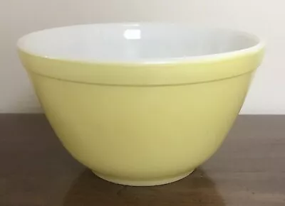 Vtg PYREX 401 Primary Yellow 5.25  Nesting Mixing Bowl 1.5 Pt. Glass Oven Ware • $13.70