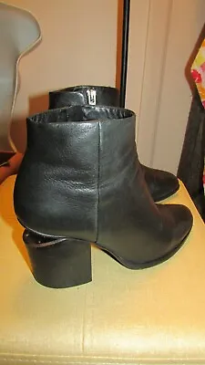 $64.13 • Buy Women's Alexander Wang Black Leather Cutout Heel Boots Size 38