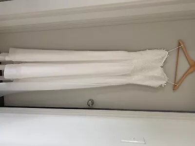 $35 • Buy Ivory Lace Wedding Dress Size 10