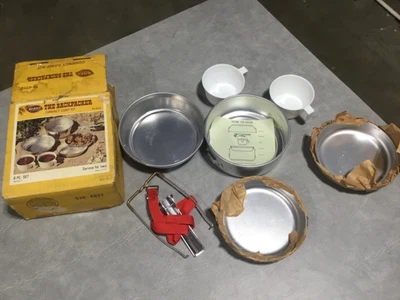 $20 • Buy Vintage 8 Piece MIRRO ALUMINUM  NESTING OUTDOOR CAMP COOK MESS KIT M-4310