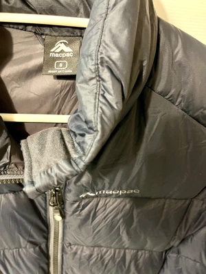 $64 • Buy Macpac Puffer Jacket - Duck Down - Black - Size 8