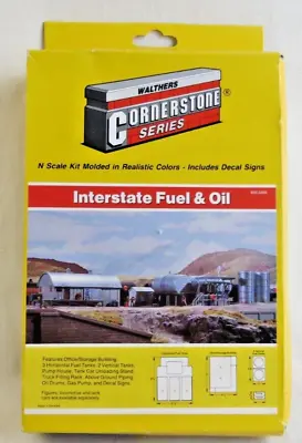 Walthers Cornerstone 933-3200 N Scale INTERSTATE FUEL & OIL Kit • $34.80