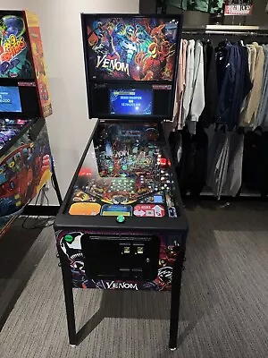 Venom Pro Edition Pinball Machine Stern Free Ship Orange County Pinballs • $6499