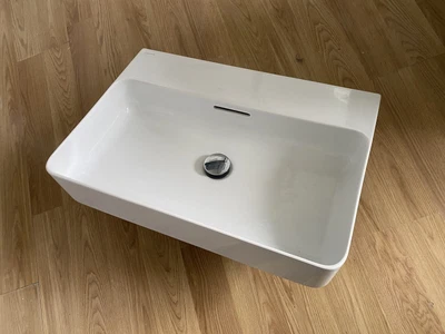 £75 • Buy Lauren Val Basin