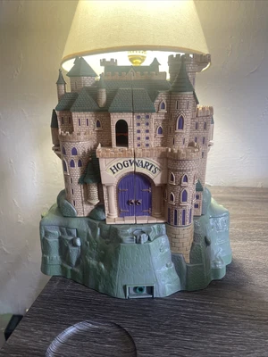 $29.99 • Buy Vintage 2001 Harry Potter Hogwarts Polly Pocket Castle Play Set Sound Incomplete