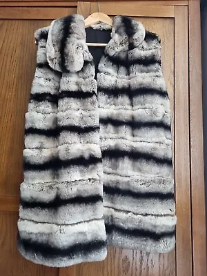 Apostrophe Genuine Rex Rabbit Chinchilla Fur Gilet Waistcoat Large • £250